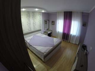 Гостевой дом Guest House Rampa Тбилиси Двухместный номер эконом-класса с 1 кроватью-1
